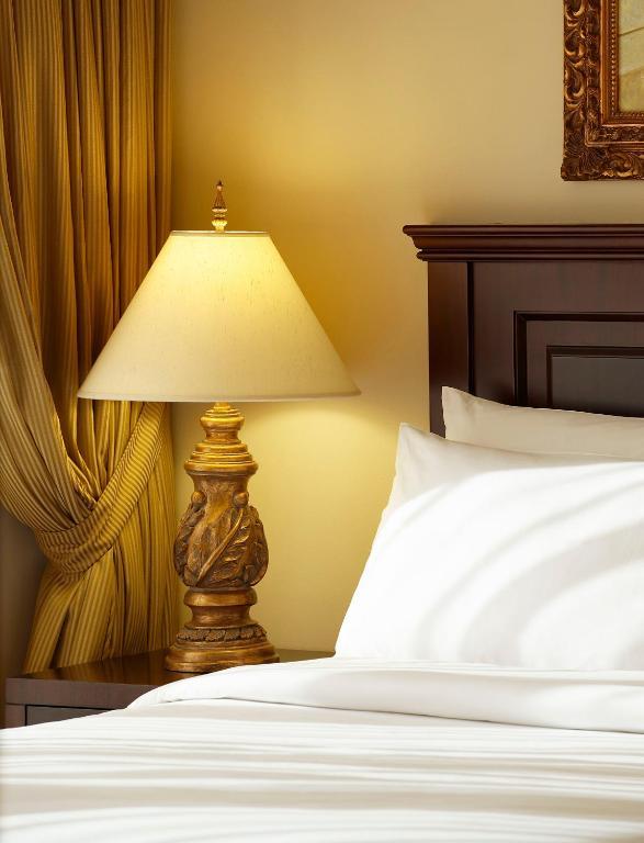 Al Sondos Suites By Le Meridien 4*
